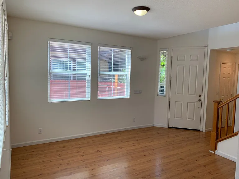 222 Whispering Oaks Ct — Photo 3