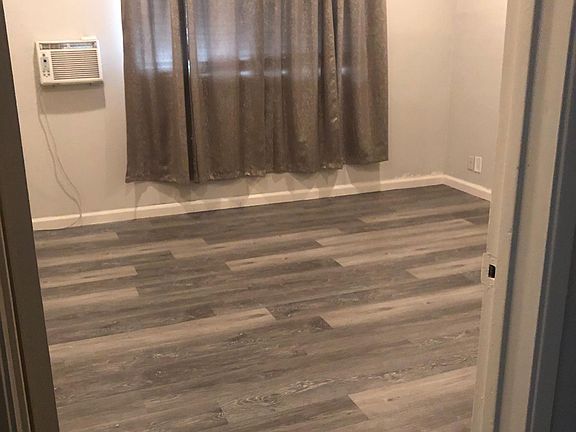 4th image of 4625 Sylmar Ave #1108