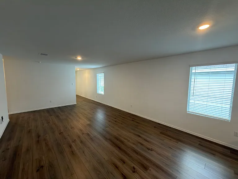 296 Agate Cliff Dr — Photo 9