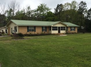 10112 NW Lake Mystic Duggar Rd, Bristol, FL 32321