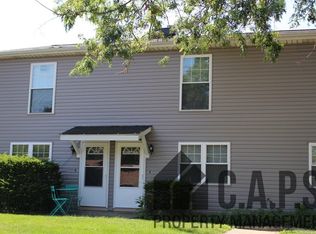 2220 Glendale Blvd, Valparaiso, IN 46383