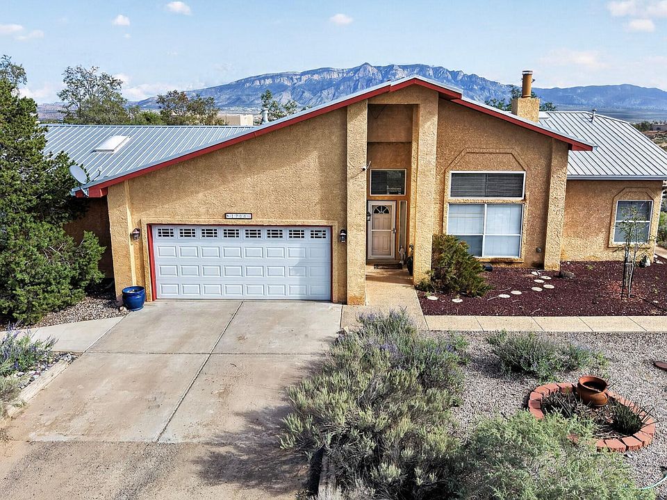 1st image of 1700 Asturia Ct NE