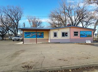 211 Broadway Ave, Loma, MT 59460