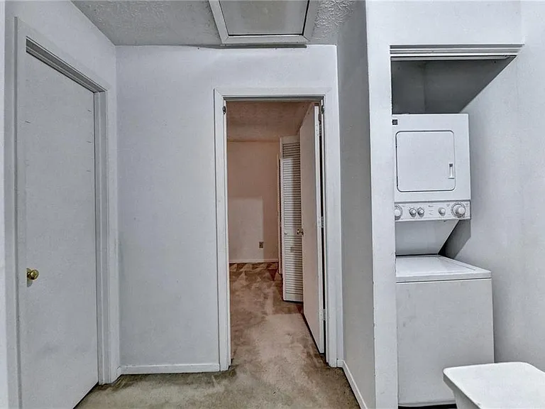 3241 Shadow Walk Ln — Photo 17