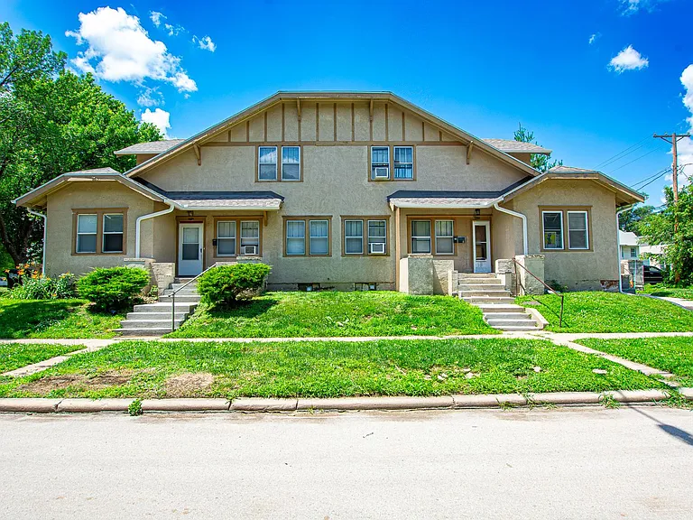 2202 Wirt St — Photo 15