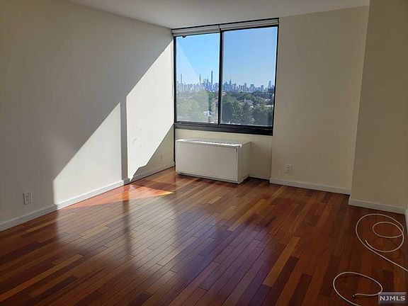 2nd image of 770 Anderson Ave APT 10C