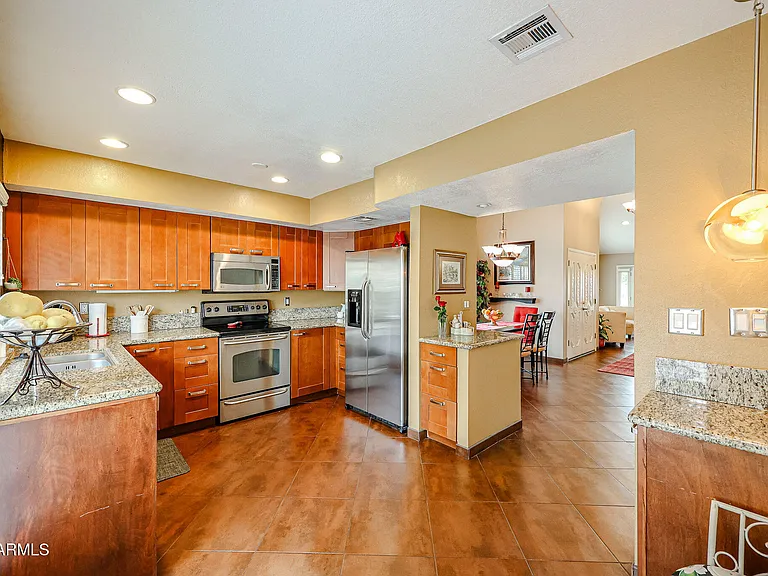 7720 N Pinesview Dr — Photo 9