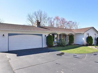 28 Walter Ave, North Providence, RI 02911