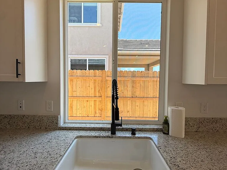 156 Coiner St — Photo 18