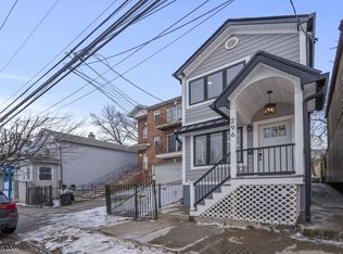 296 S 20th St, Newark, NJ 07103