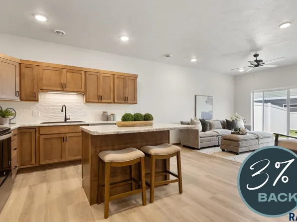 2704 S Broek Dr, Sioux Falls, SD 57106