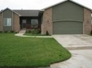 1206 N Aksarben St, Wichita, KS 67235