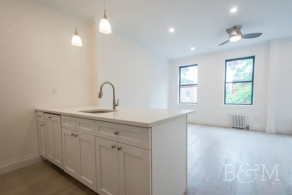 Rented by Brick&Mortar | media 20