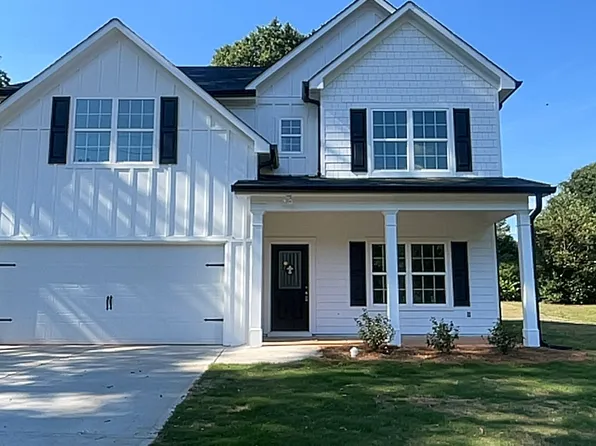 643 Pine Valley Dr, Royston, GA 30662