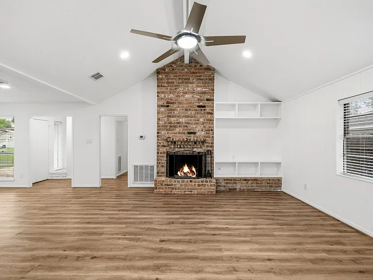 12931 Westella Dr — Photo 16