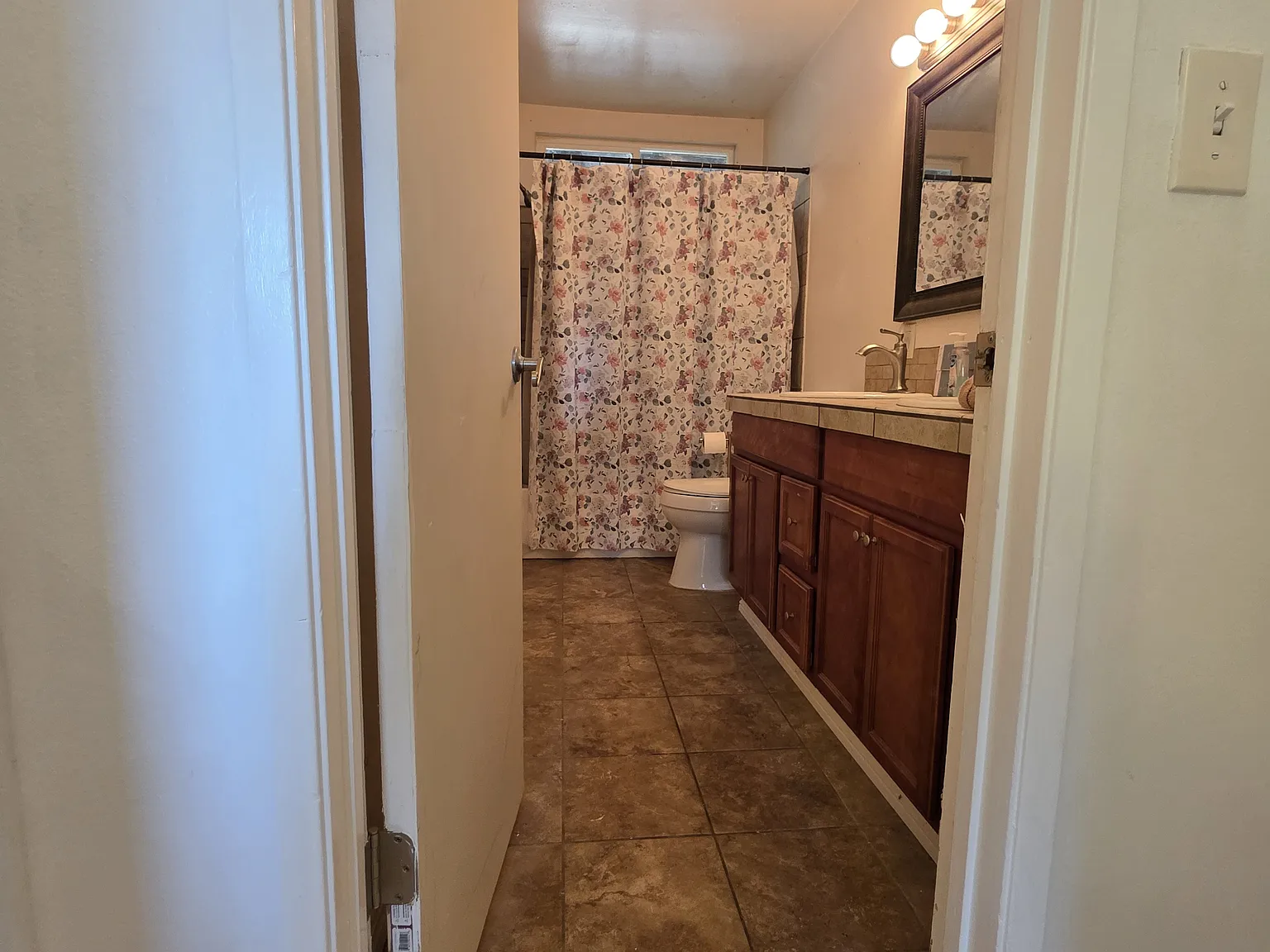 3 bed, 1467 sqft, $800 — Photo 4