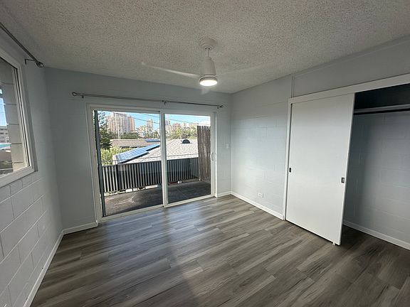 2nd image of 3140 Castle St #9