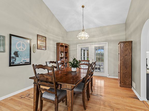 4th image of 963 Tylerton Cir