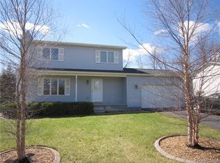 2370 Eads Pl, Howell, MI 48843