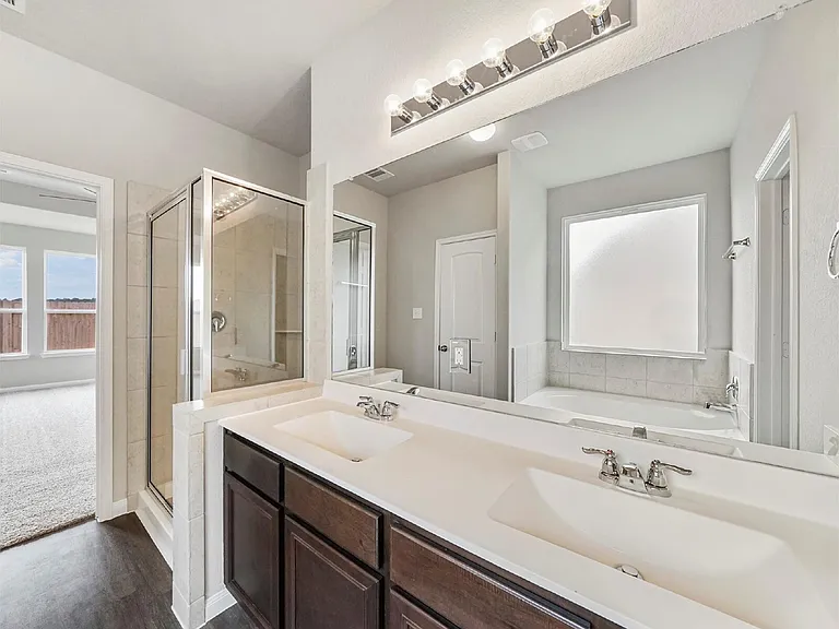 5763 Paseo Pl — Photo 17