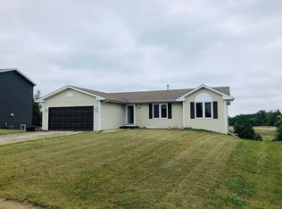 2502 Whitmire Dr, Rockford, IL 61109