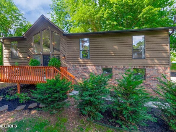 9604 Clearwater Dr, Knoxville, TN 37923