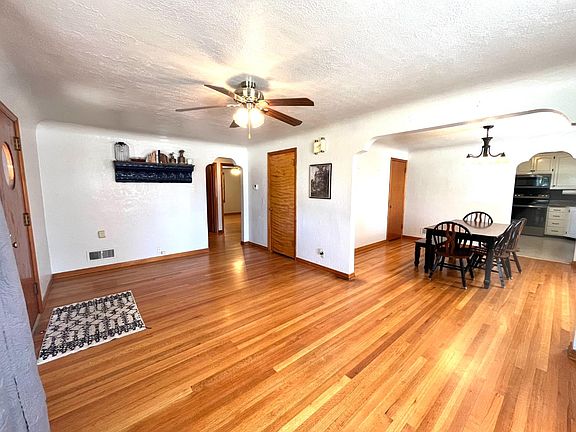 3rd image of 314 Edgerton Ave