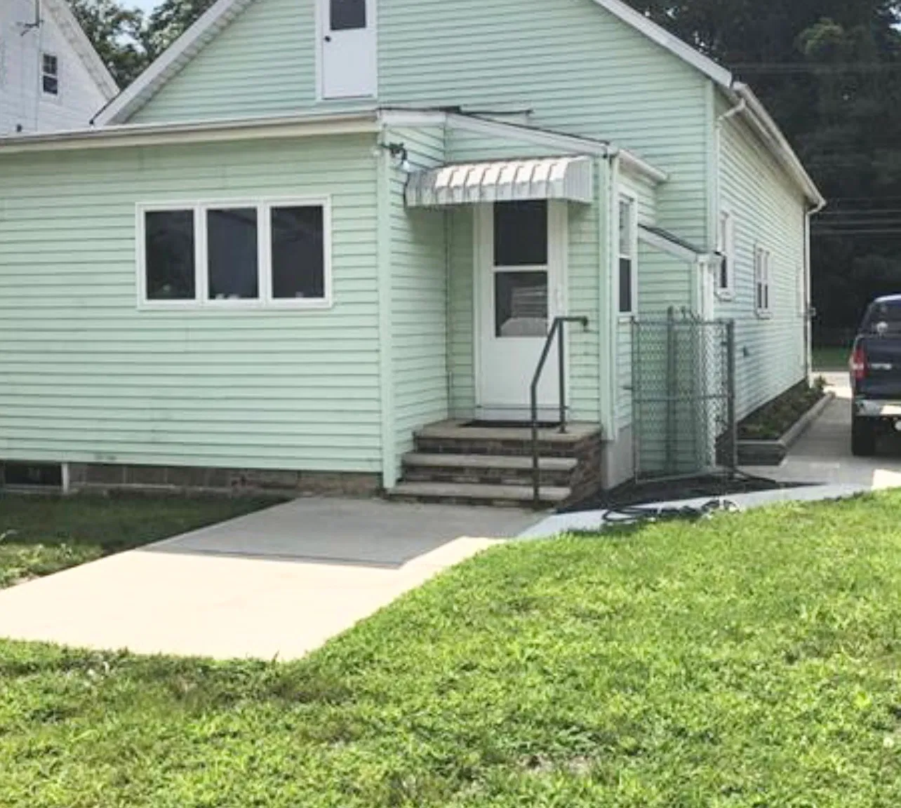 3 bed, 1714 sqft, $3,200 — Photo 1