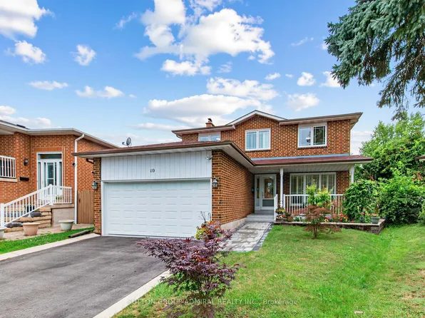 10 Torino Pl N, Vaughan, ON L4K 2L4