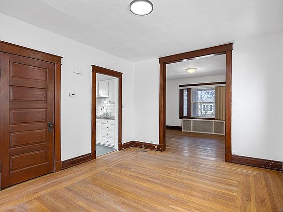 3rd image of 2533 Ida Ave Unit 1