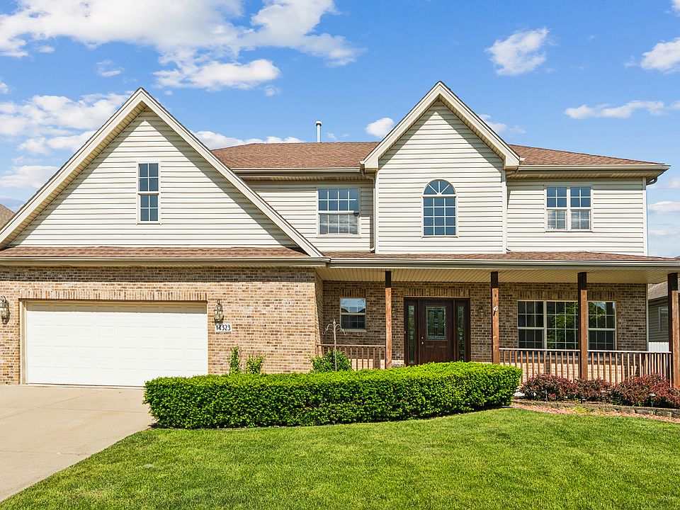1st image of 14323 Surrey Ct