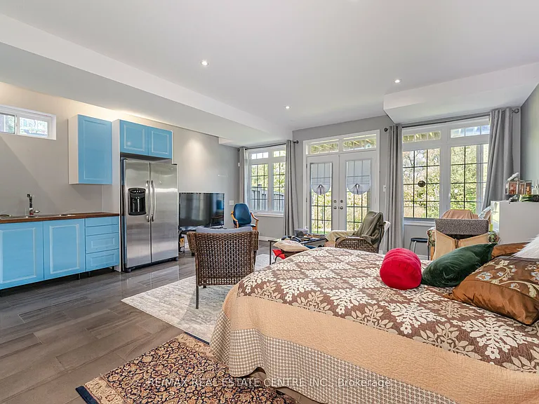 34 Alex Campbell Cres — Photo 33