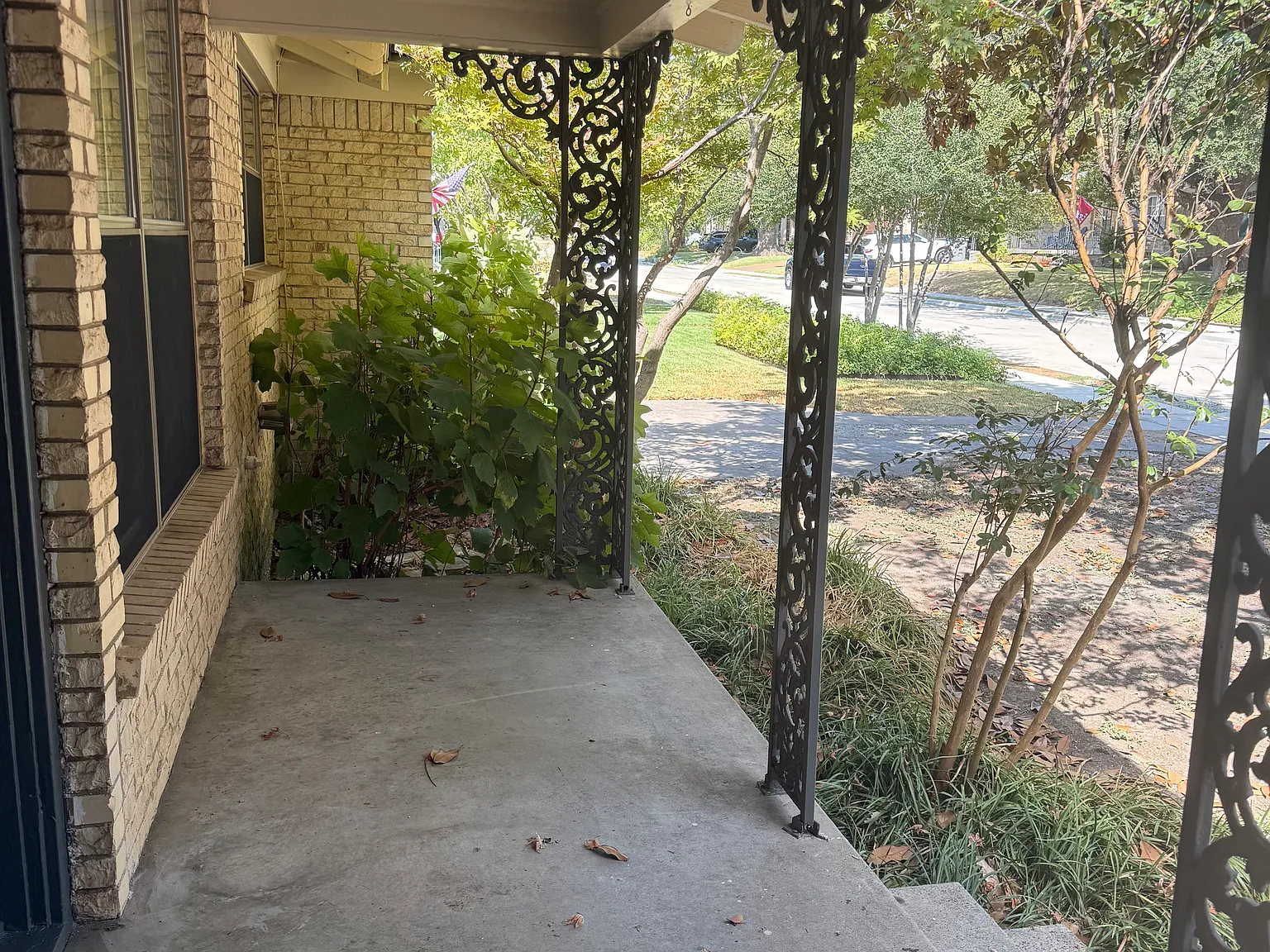 2 bed, 1100 sqft, $2,300 — Photo 2