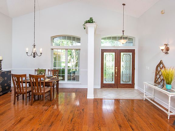 4th image of 802 Kalli Creek Ln