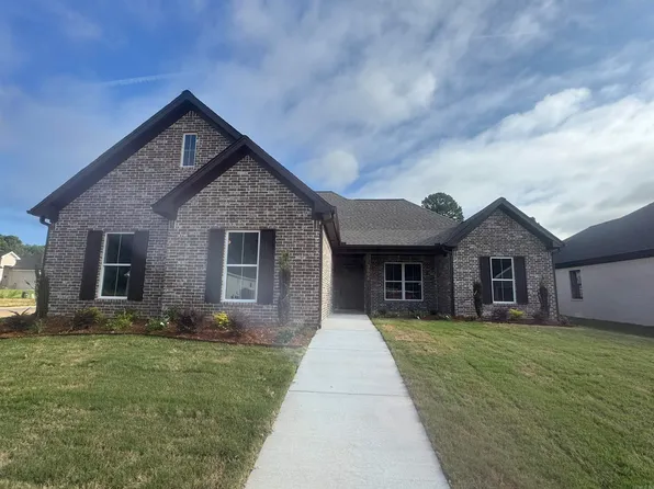 3896 Spencer Crossing Dr, Benton, AR 72019