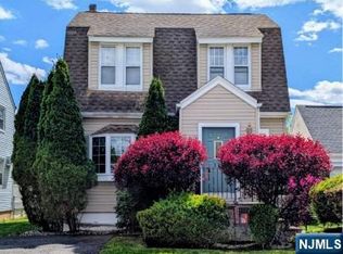 121 Highland Pl, Ridgefield Park, NJ 07660