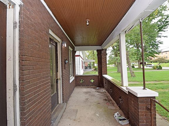3rd image of 224 S Wayne Ave