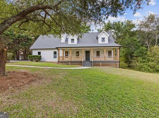 4050 S Fork Dr, Snellville, GA