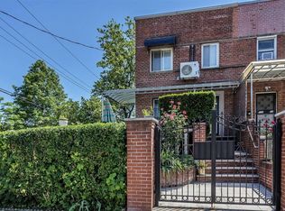 15064 58th Ave, Flushing, NY 11355