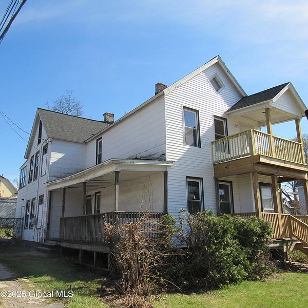 3rd image of 450 N Brandywine Avenue
