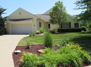 5922 Longleaf Cir, Lawrence, KS 66049