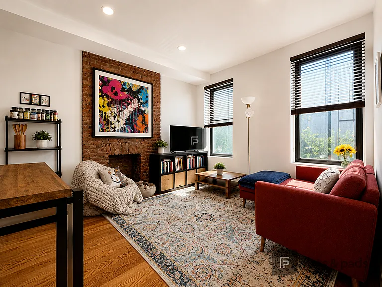 724 Franklin Ave #1F — Photo 4