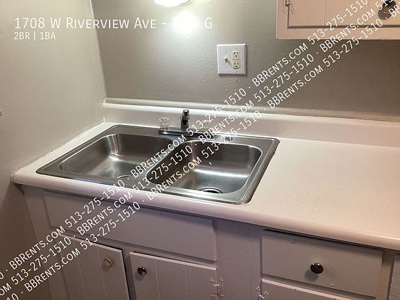 3rd image of 1708 W Riverview Ave APT G