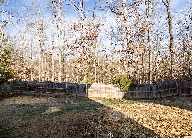 9834 Edinburgh Ln — Photo 22