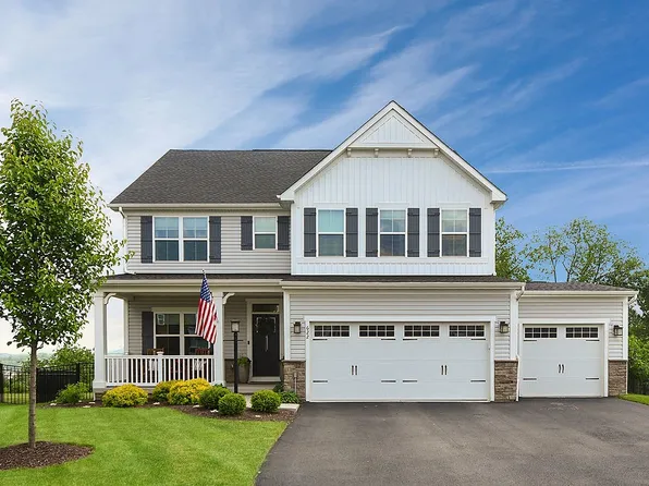 622 Burberry Blvd, Zelienople, PA 16063