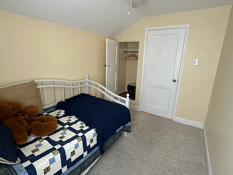 217 Lyster Rd — Photo 31