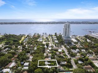 426 48th St, West Palm Beach, FL 33407