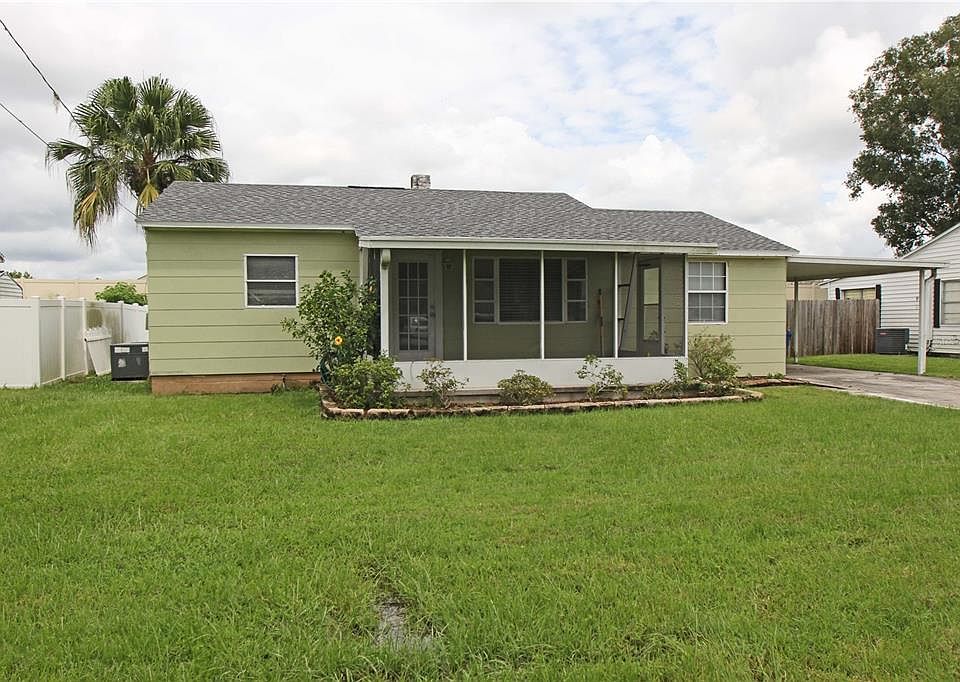 1st image of 117 NW 10TH DRIVE