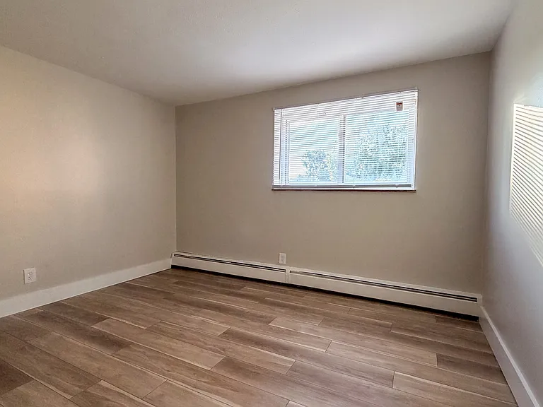 Valley York Apartments — Photo 5