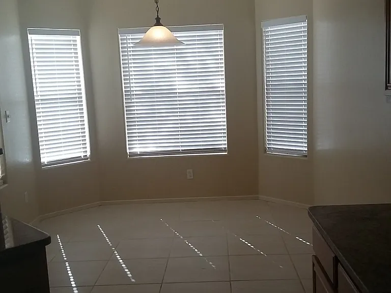 205 Bay Club Dr — Photo 5